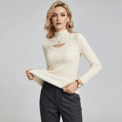 Suéter Feminino Peluciado Decote Assimétrico