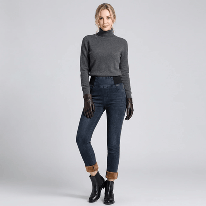 Calça Jeans Feminina Montaria Peluciada + Meia Térmica