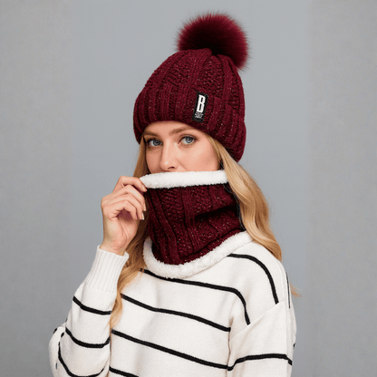 Conjunto Feminino Gola e Touca de Tricô Forrada com Pelúcia
