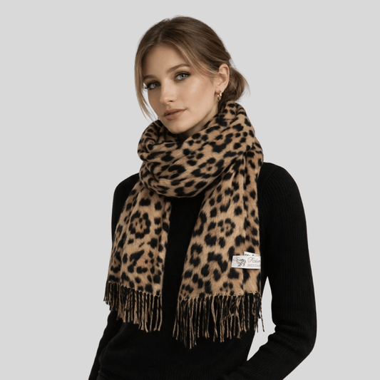 Cachecol Feminino em Cashmere Animal Print