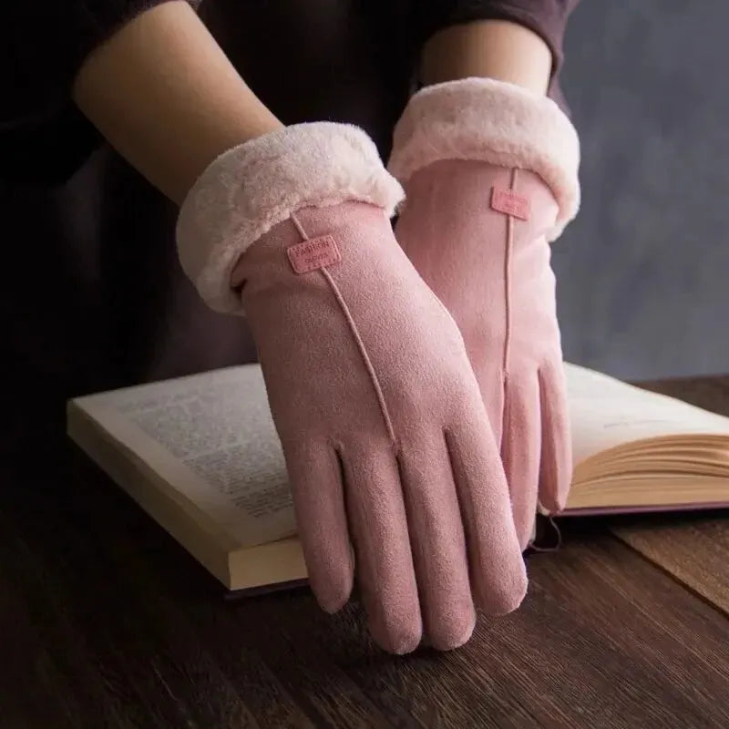 Luva Feminina de Camurça com Pelúcia